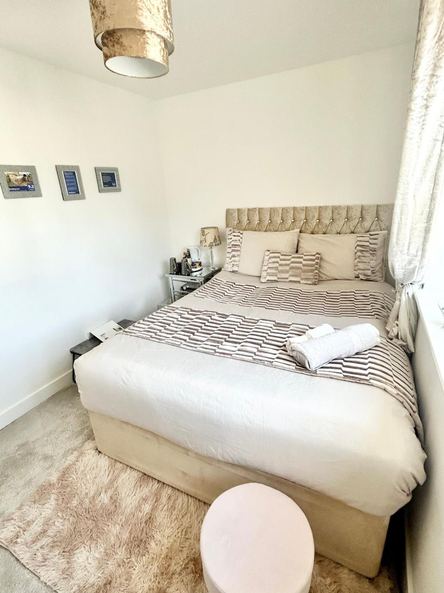 Fullers Modern And Stylish Room Chudleigh ภายนอก รูปภาพ